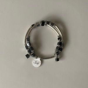 Circle of Hope Breast Cancer Bracelet - H5 🌸